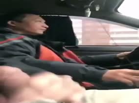 Taxi driver can't resist my cock